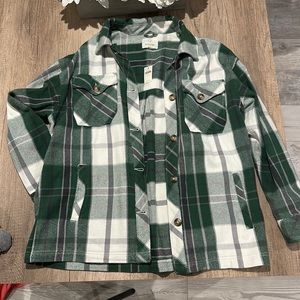 Aerie women’s shacket aka flannel shirt jacket. New with tags